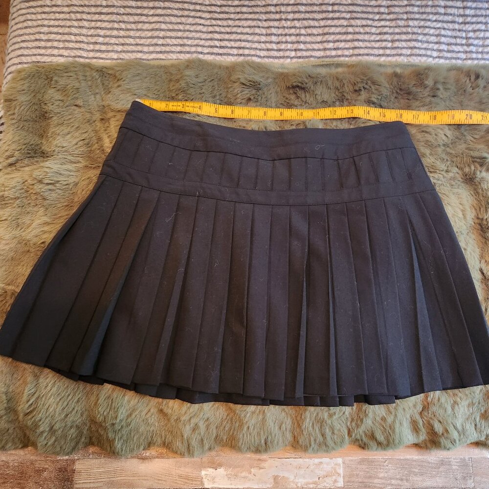 Bebe Skirt